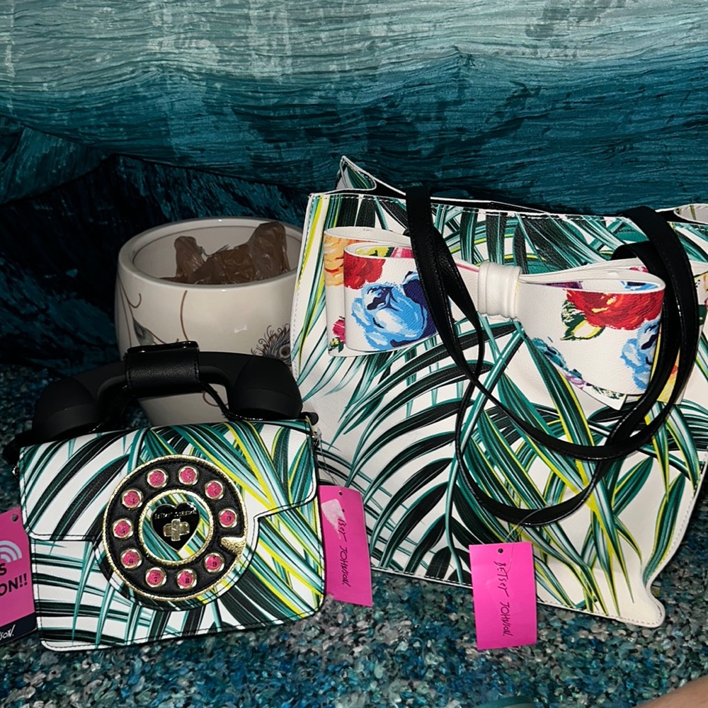 BETSEY Johnson phone bag & matching tote bag(new w/tags)